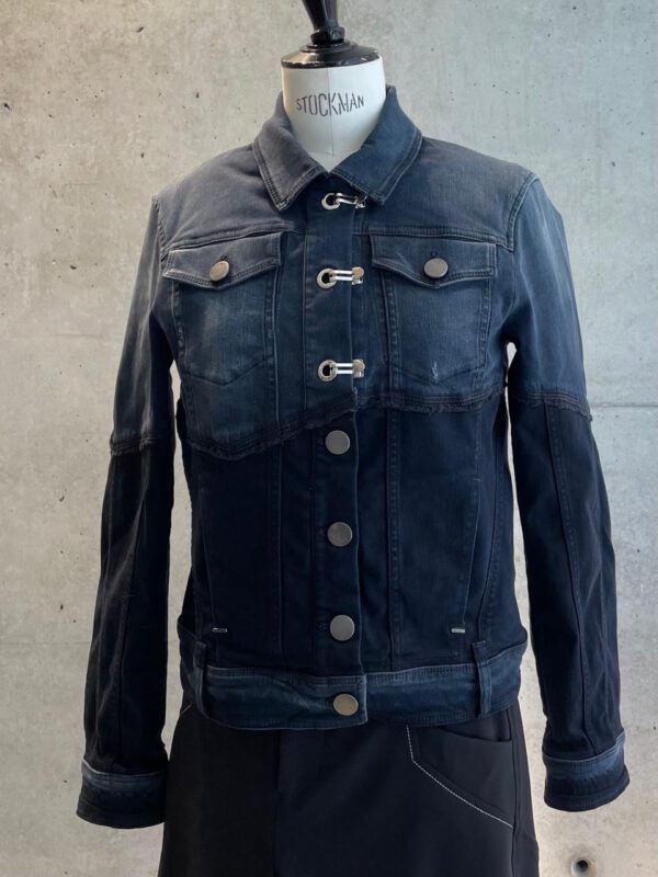 Groß (PHOTO-2025-07-04-12-13-29)