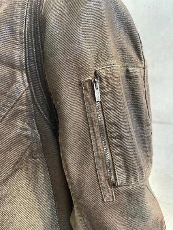 3eabe04f-654d-4f1b-8c0f-0fe8d3f8a304