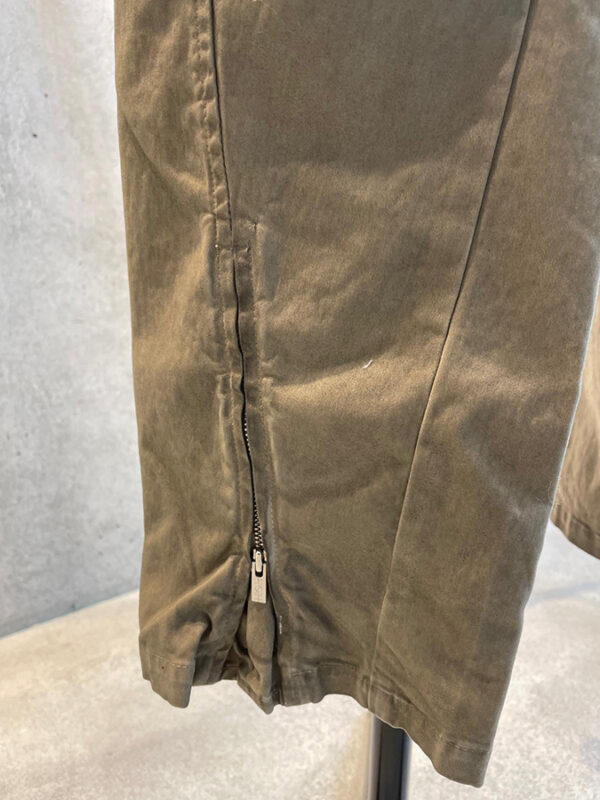 921aef8b-280f-417e-bf4c-4362523bd2b7