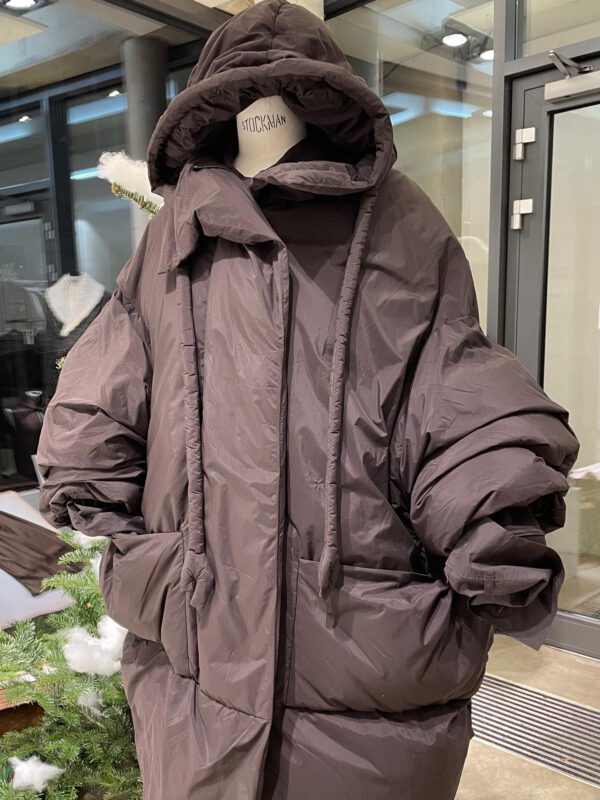 a893e2c8-70e7-4424-84f9-322ef5607b4f