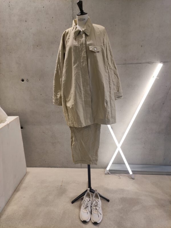 c1f70a04-2306-4d80-ab8d-3a3ca9b92f9f